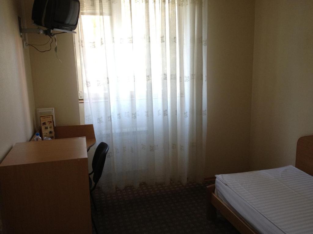 Tsentralniy Hotel Khmelʼnytsʼkyy Kamer foto